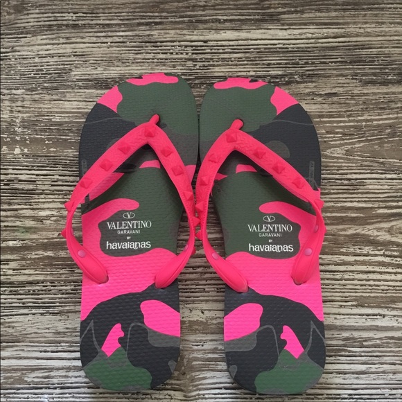Valentino Havianas, Neon Pink and Camo 7/8 US - Picture 1 of 4